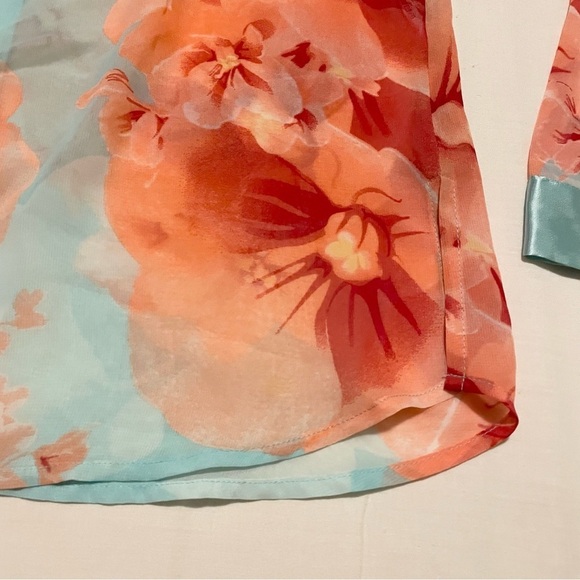 La Vie En Rose Floral Satin Button-Up Blouse Size XS - Picture 8 of 16